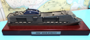 Kreuzfahrtschiff "MSC Meraviglia" Meraviglia-Klasse (1 St.) MT 2016 in 1:1400